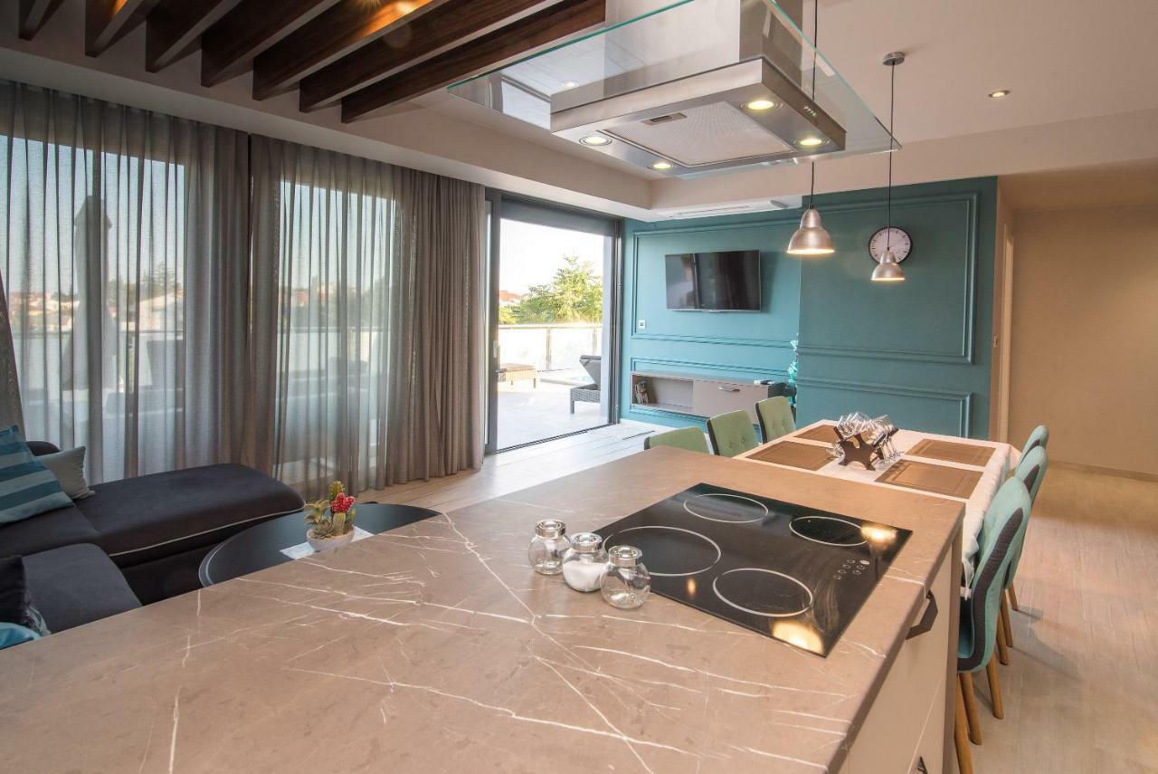 Luxury Apartment Imperia Krk Town Extérieur photo