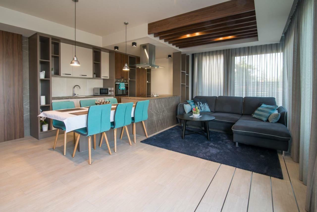 Luxury Apartment Imperia Krk Town Extérieur photo